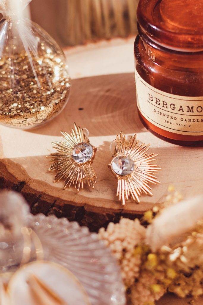 Les bijoux incontournables pour briller lors d’un festival